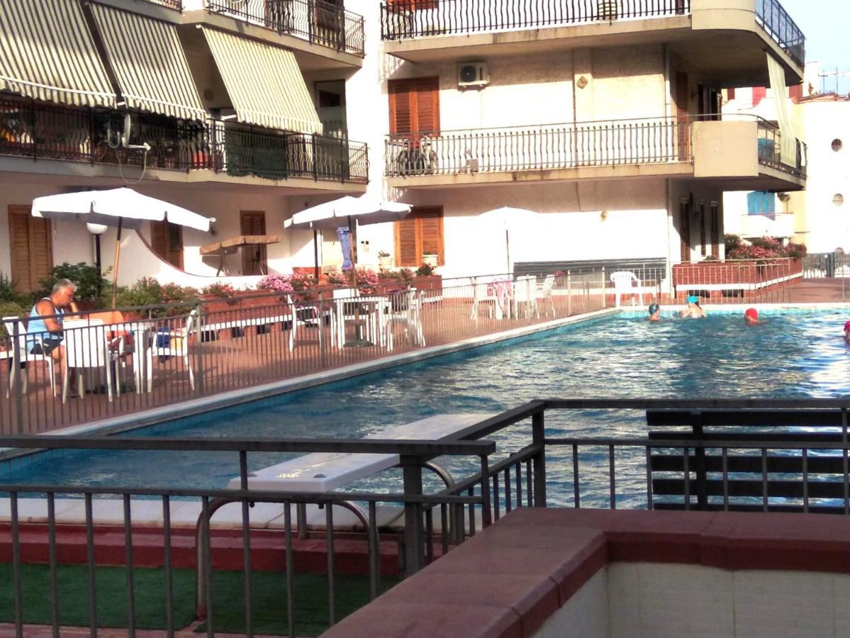 Naxos Charming Penthouse With Swimming Pool X6 Apartment Giardini Naxos Luaran gambar